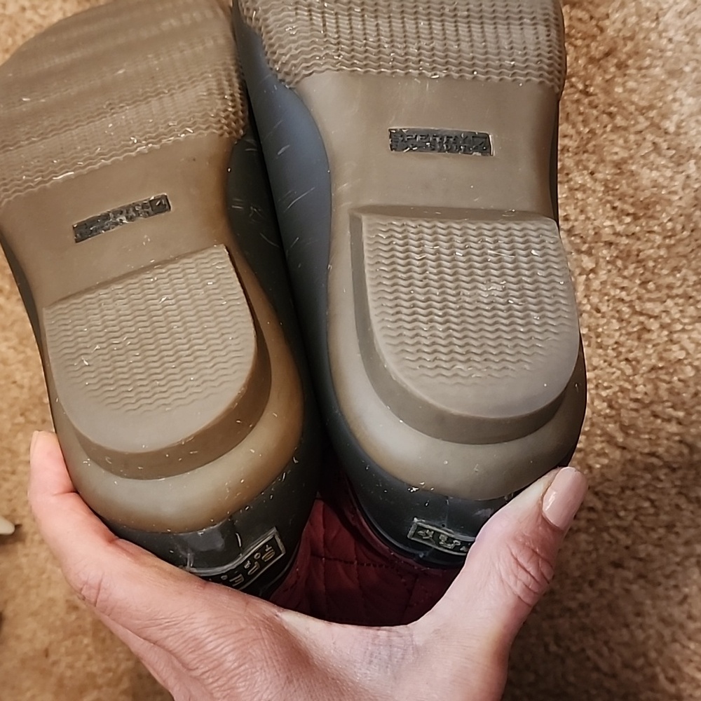 Sperry Waterproof Duck Boots - Picture 10 of 14